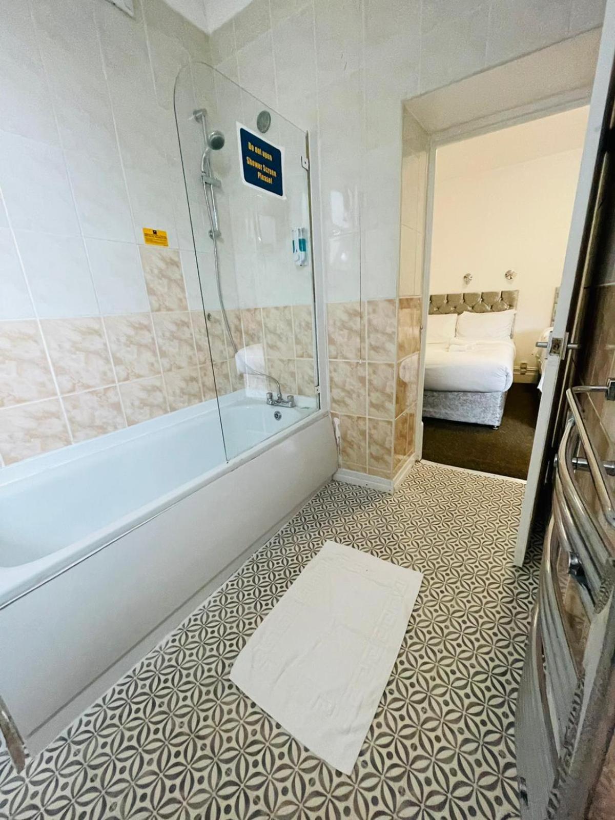 Star Hotel, South Λέστερ Εξωτερικό φωτογραφία